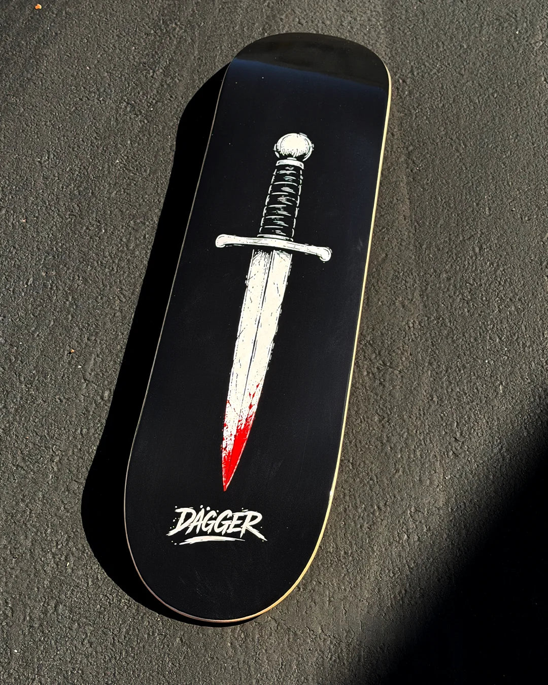 Dagger Blade Deck